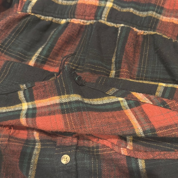 American Eagle women’s oversized vintage distressed‎ flannel size large - Picture 9 of 13